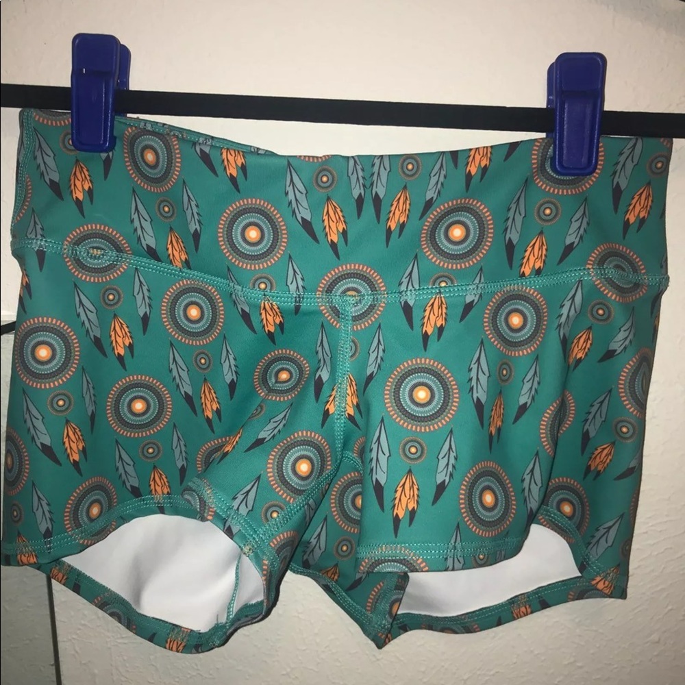 Dream catcher compression athletic workout shorts